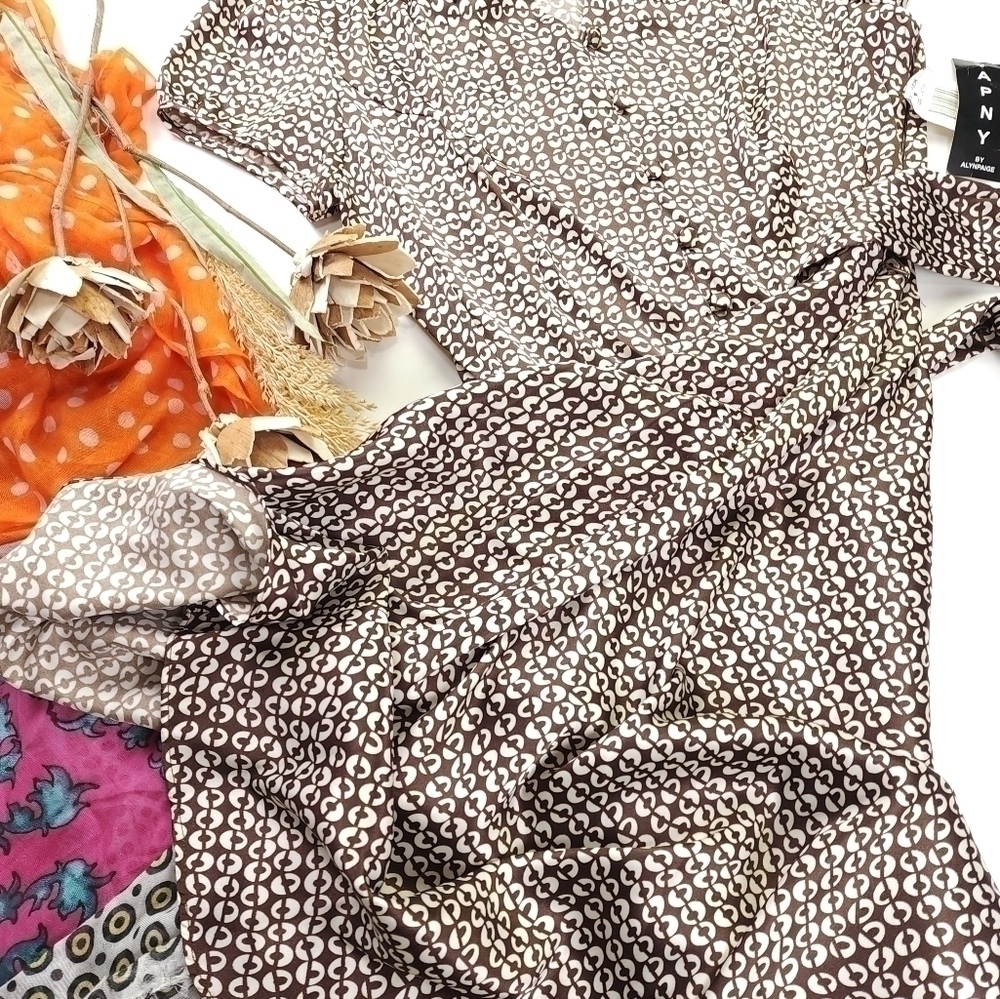 New A.P.N.Y. Brown White Patterned Satin Dress Sz 12 - Picture 3 of 16